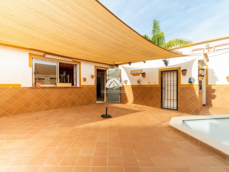 Villa for Sale in Los Balcones Torrevieja, Alicante 27