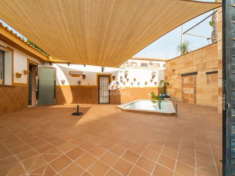 Villa for Sale in Los Balcones Torrevieja, Alicante 28