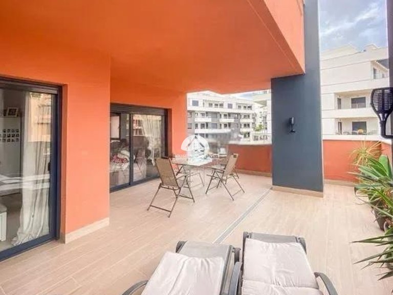 Apartment for Sale in Villamartín - Las Filipinas Orihuela Costa, Alicante 1