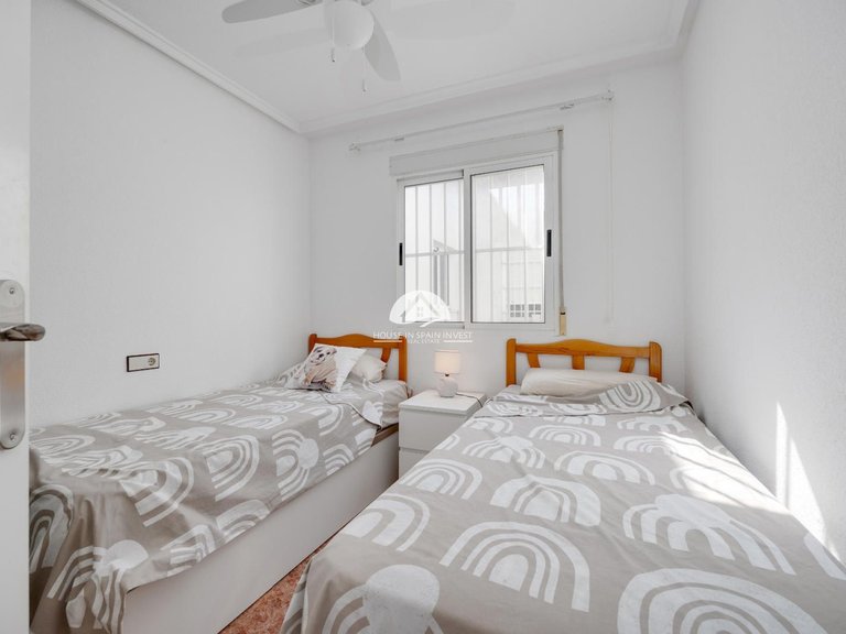 Penthouse for Sale in El Acequión - Los Náufragos Torrevieja, Alicante 11