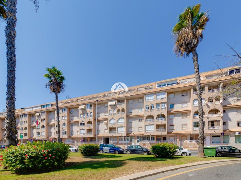 Penthouse for Sale in El Acequión - Los Náufragos Torrevieja, Alicante 36