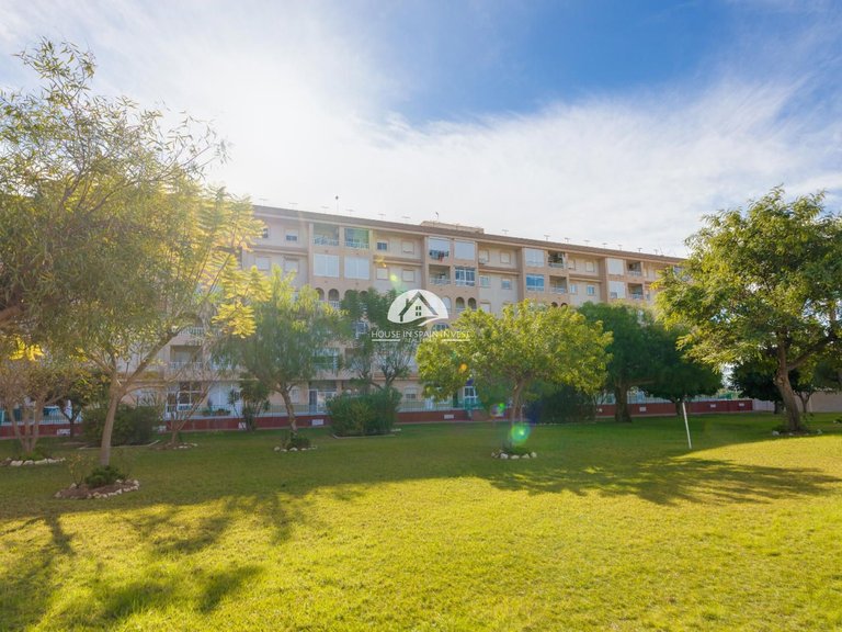 Penthouse for Sale in El Acequión - Los Náufragos Torrevieja, Alicante 47