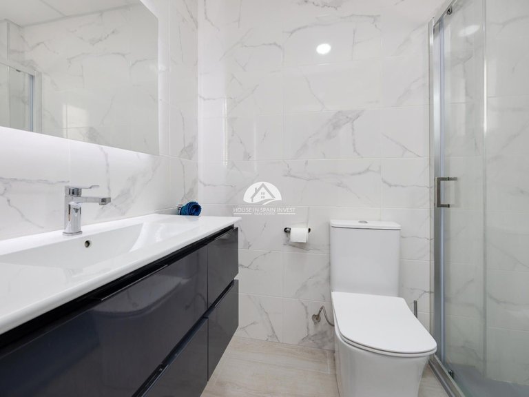 Penthouse for Sale in El Acequión - Los Náufragos Torrevieja, Alicante 20