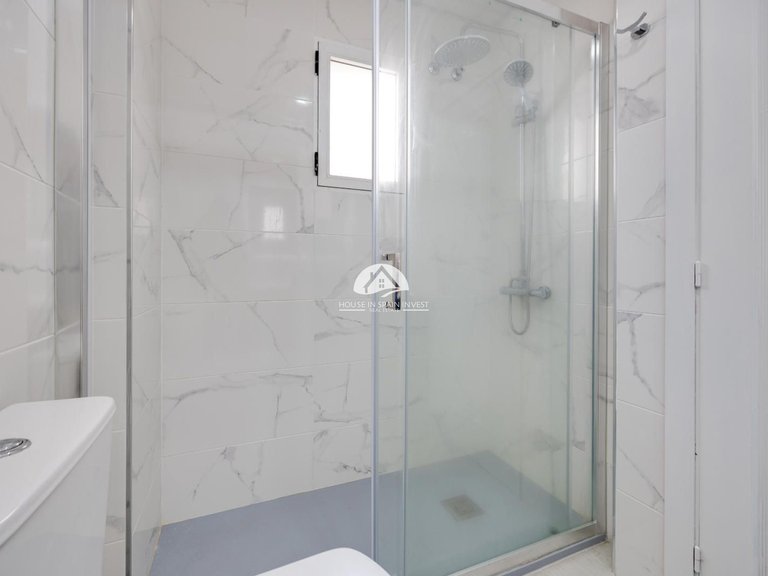 Penthouse for Sale in El Acequión - Los Náufragos Torrevieja, Alicante 22