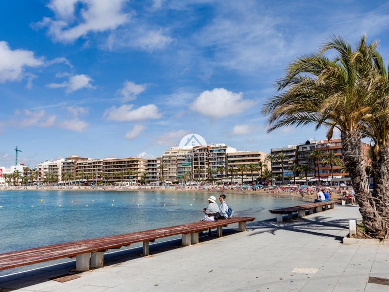 Penthouse for Sale in El Acequión - Los Náufragos Torrevieja, Alicante 40