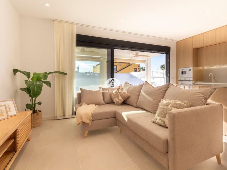 Villa for Sale in La Siesta - El Chaparral - San Luis Torrevieja, Alicante 11