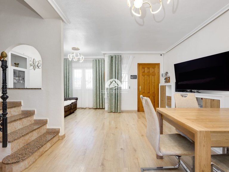 Town House for Sale in Torrevieja Torrevieja, Alicante 8