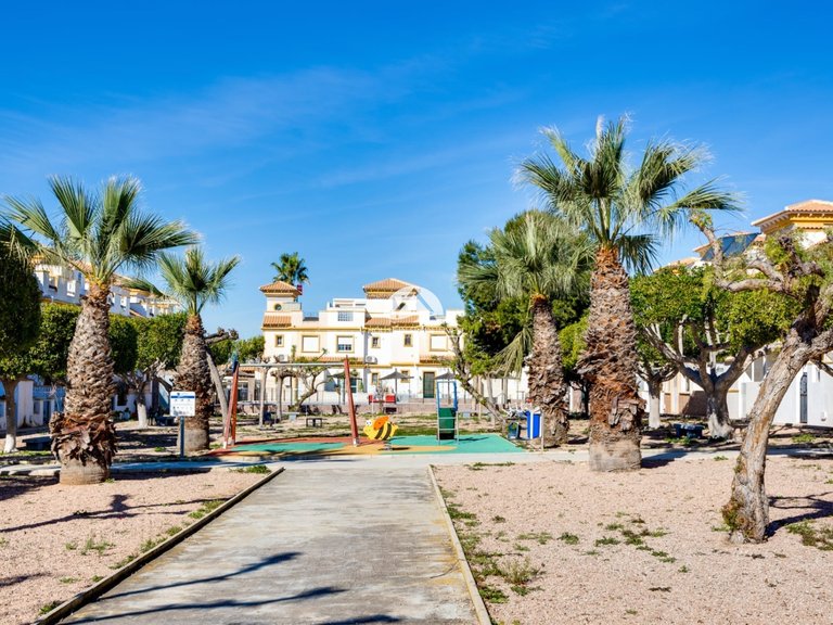 Town House for Sale in Torrevieja Torrevieja, Alicante 22