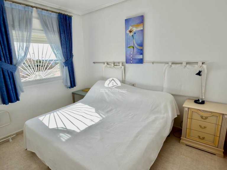 Villa for Sale in Ciudad Quesada Rojales - Ciudad Quesada, Alicante 12