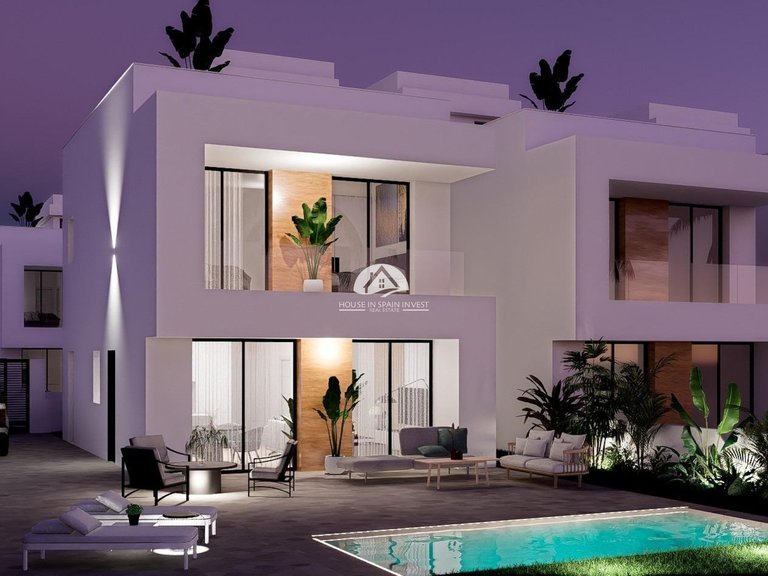 Villa for Sale in La Zenia Orihuela Costa, Alicante 3