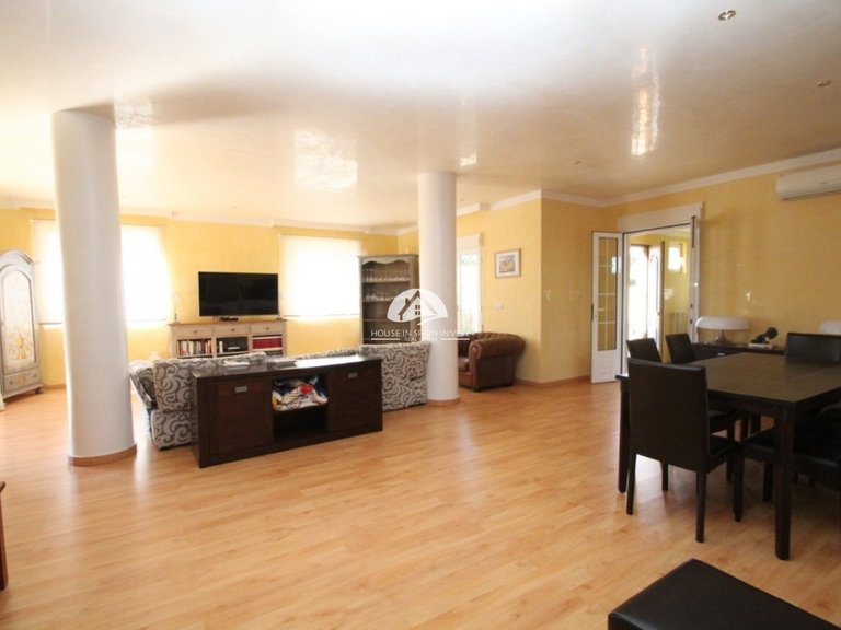 Villa for Sale in Cabo roig Orihuela Costa, Alicante 5