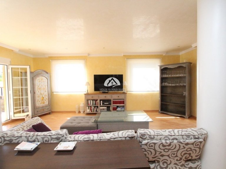 Villa for Sale in Cabo roig Orihuela Costa, Alicante 6