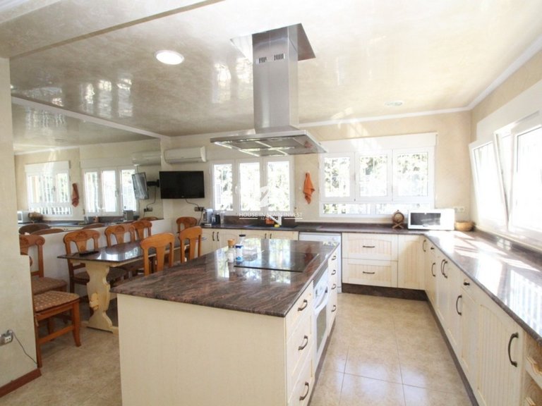 Villa for Sale in Cabo roig Orihuela Costa, Alicante 13
