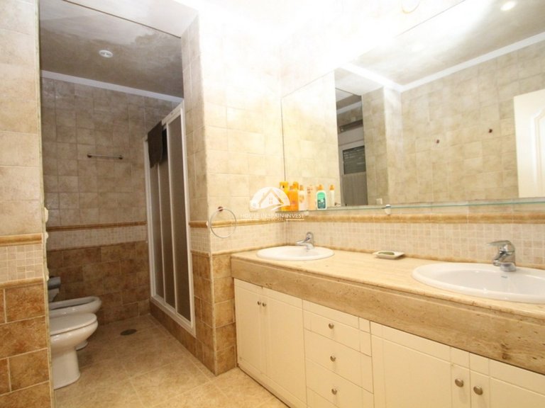 Villa for Sale in Cabo roig Orihuela Costa, Alicante 15
