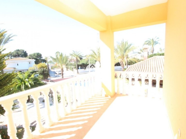 Villa for Sale in Cabo roig Orihuela Costa, Alicante 31