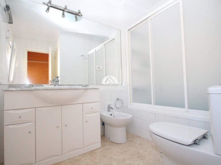 Villa for Sale in Cabo roig Orihuela Costa, Alicante 34