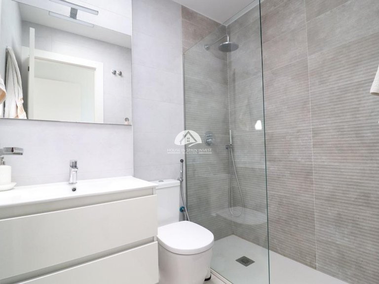 Villa for Sale in Urbanizaciones San Miguel De Salinas, Alicante 13