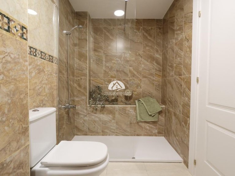 Apartment for Sale in Centro Torrevieja, Alicante 18