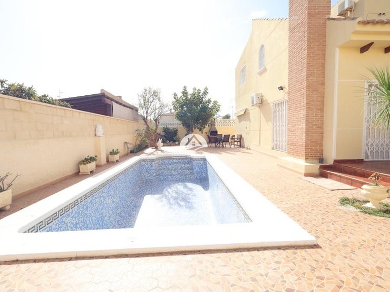 Villa for Sale in Playa Flamenca Orihuela Costa, Alicante 18