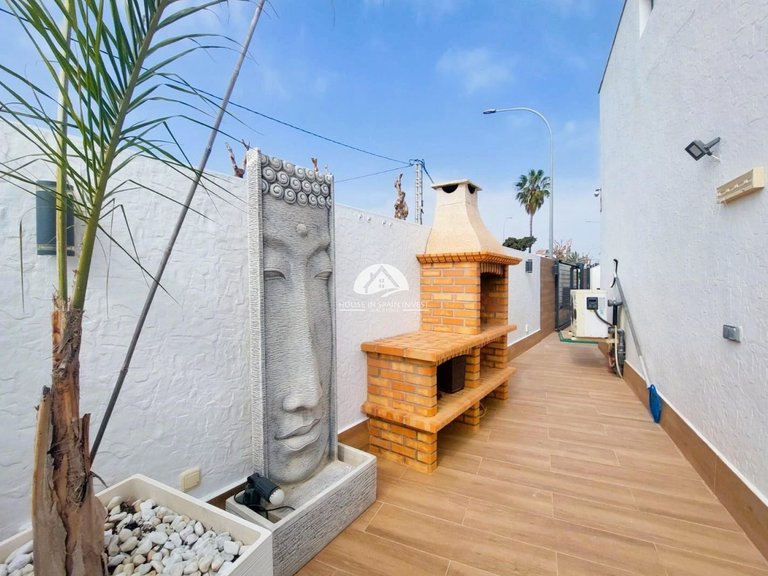 Villa for Sale in Torre de la Horadada Pilar De La Horadada, Alicante 5