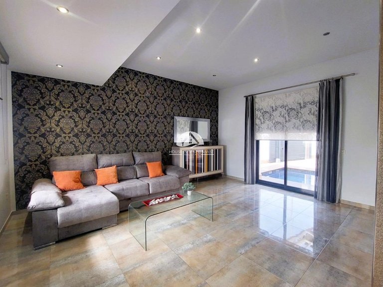 Villa for Sale in Torre de la Horadada Pilar De La Horadada, Alicante 6