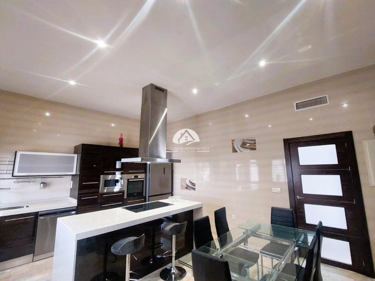 Villa for Sale in Torre de la Horadada Pilar De La Horadada, Alicante 12