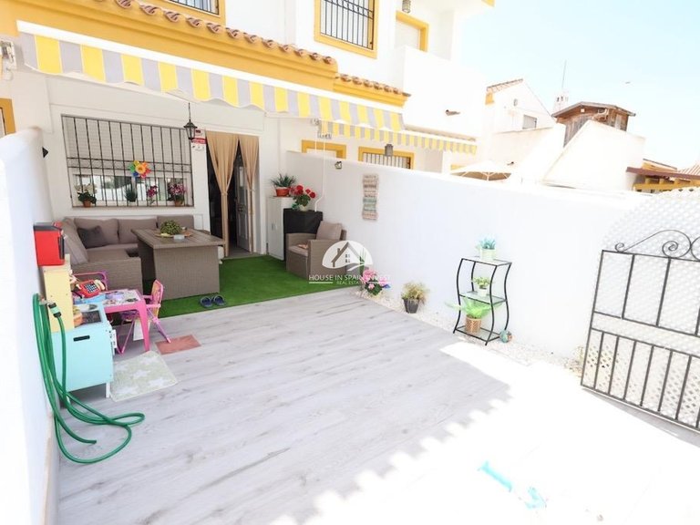 Town House for Sale in Torre de la Horadada Pilar De La Horadada, Alicante 5