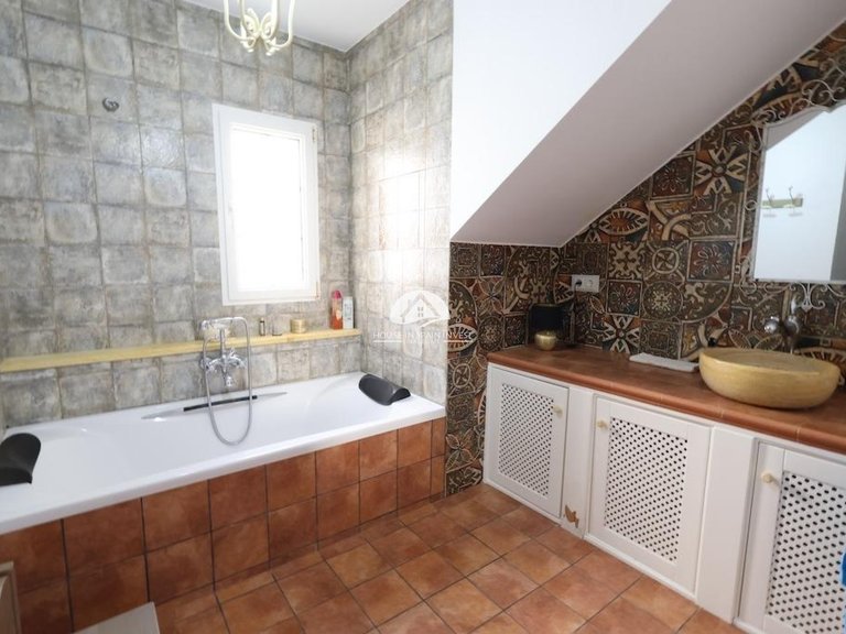 Villa for Sale in Villamartín - Las Filipinas Orihuela Costa, Alicante 18