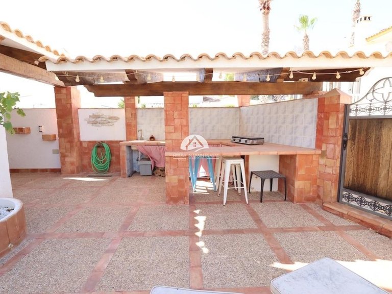 Villa for Sale in Villamartín - Las Filipinas Orihuela Costa, Alicante 27