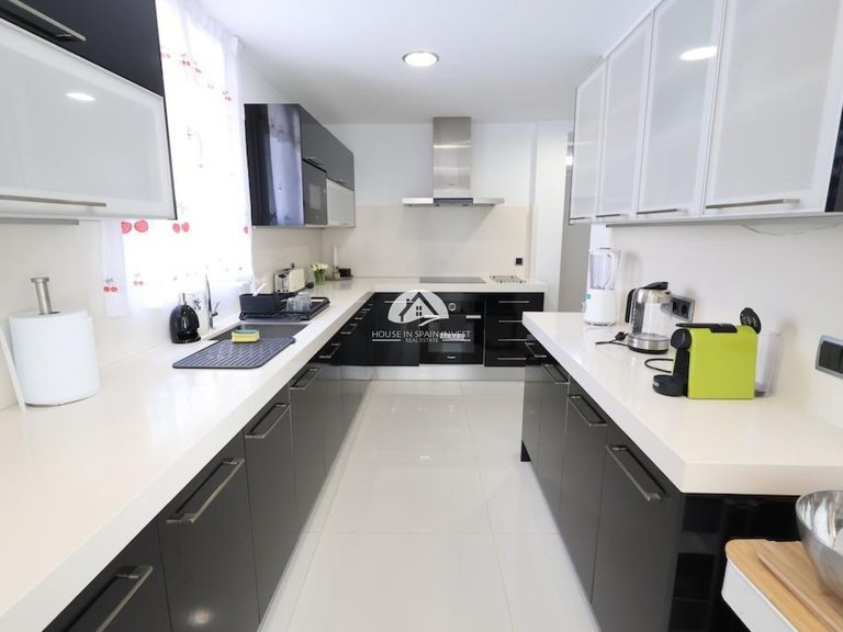 Villa for Sale in Cabo roig Orihuela Costa, Alicante 4