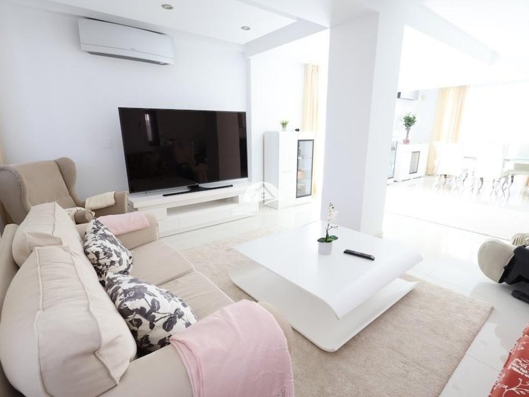 Villa for Sale in Cabo roig Orihuela Costa, Alicante 8