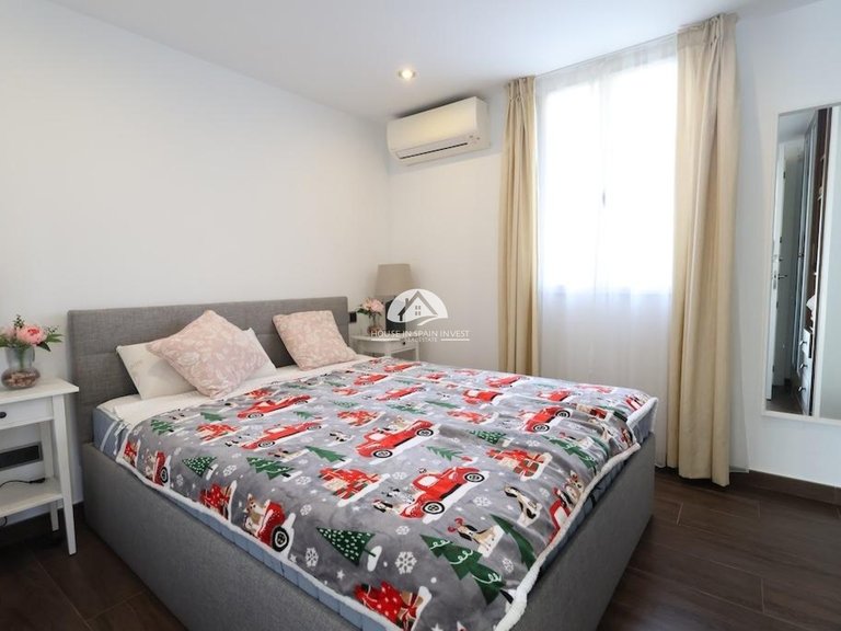 Villa for Sale in Cabo roig Orihuela Costa, Alicante 11
