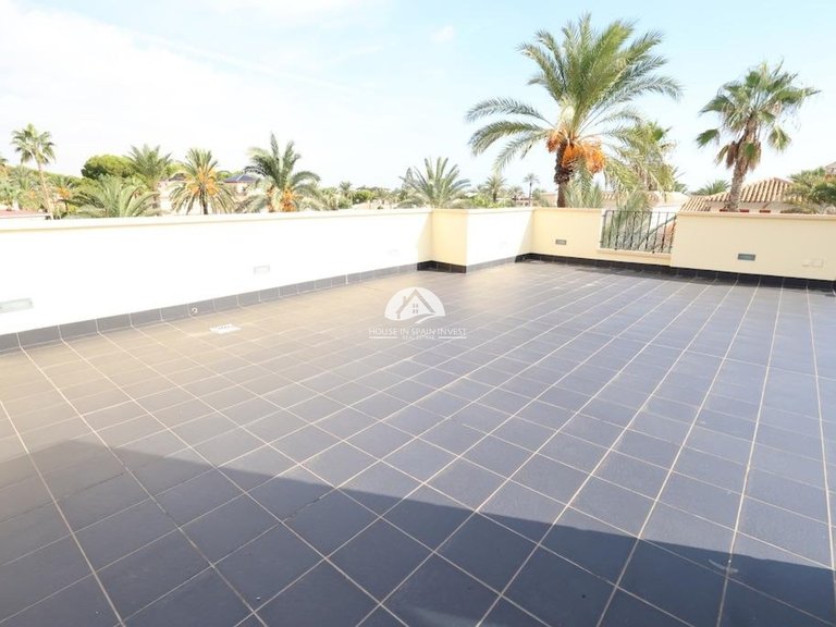 Villa for Sale in Cabo roig Orihuela Costa, Alicante 24
