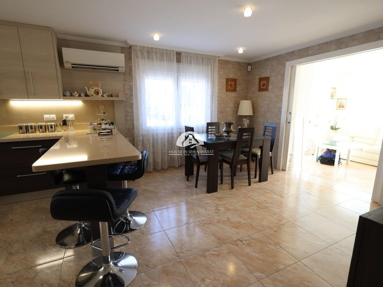 Villa for Sale in Los Balcones Torrevieja, Alicante 6