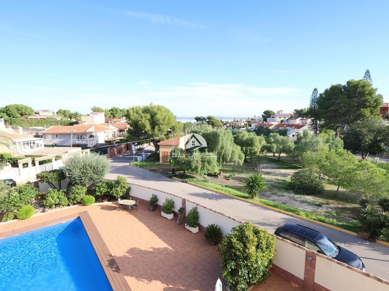 Villa for Sale in Los Balcones Torrevieja, Alicante 31