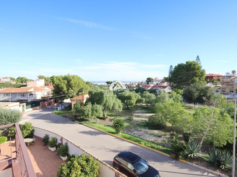 Villa for Sale in Los Balcones Torrevieja, Alicante 35