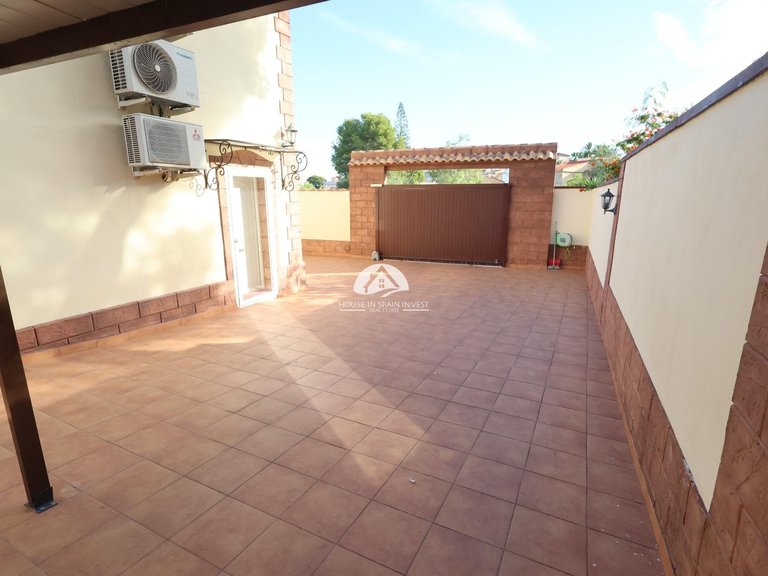 Villa for Sale in Los Balcones Torrevieja, Alicante 37