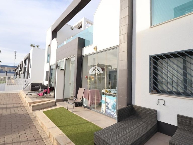 Apartment for Sale in La Zenia Orihuela Costa, Alicante 1