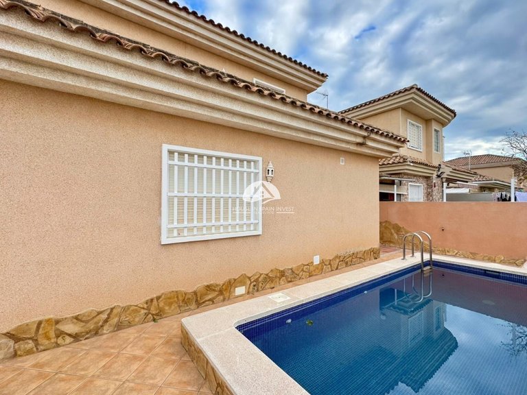 Villa for Sale in Los Balcones Torrevieja, Alicante 30