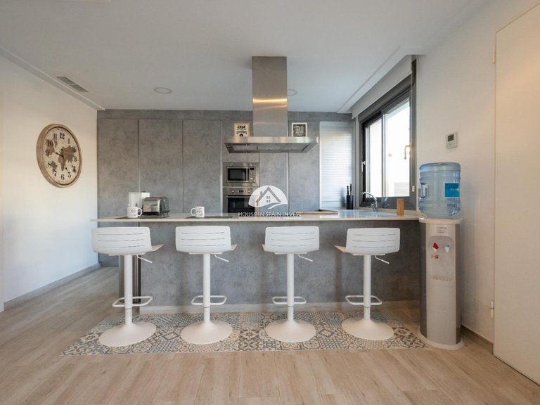 Villa for Sale in Villamartín - Las Filipinas Orihuela Costa, Alicante 6