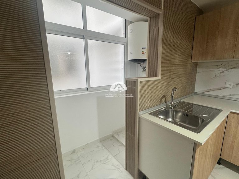 Apartment for Sale in Centro Torrevieja, Alicante 8