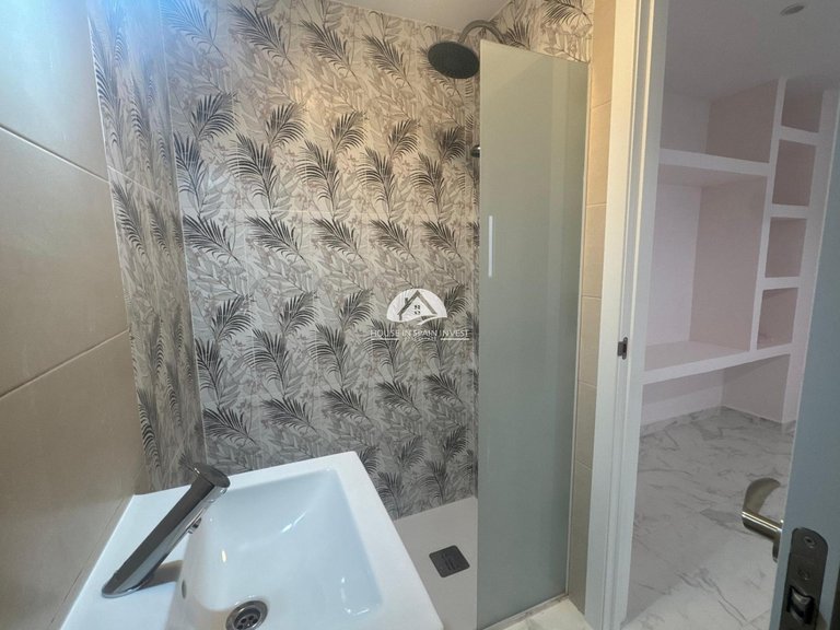 Apartment for Sale in Centro Torrevieja, Alicante 18