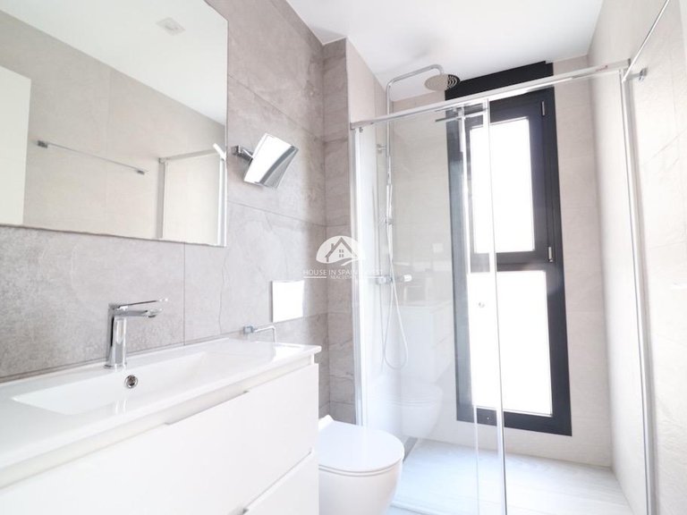 Villa for Sale in Lomas de Cabo Roig Orihuela Costa, Alicante 15