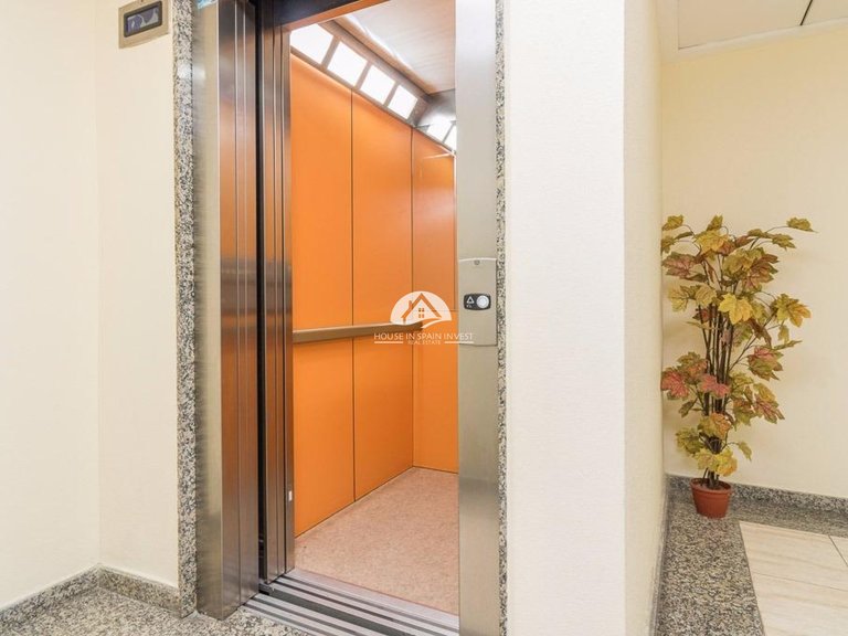 Apartment for Sale in Centro Torrevieja, Alicante 12