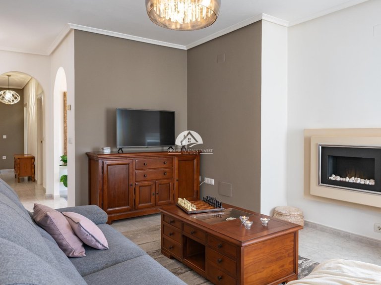 Villa for Sale in Playa Flamenca Orihuela Costa, Alicante 28