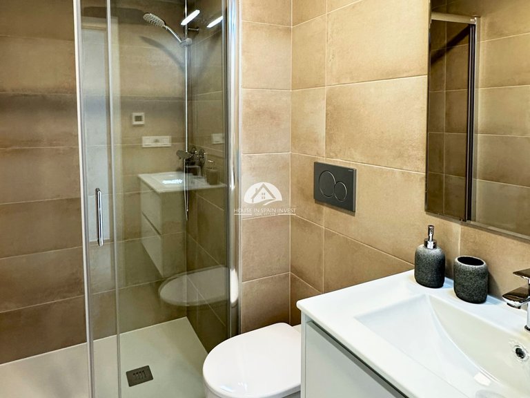 Villa for Sale in Dolores Dolores, Alicante 17