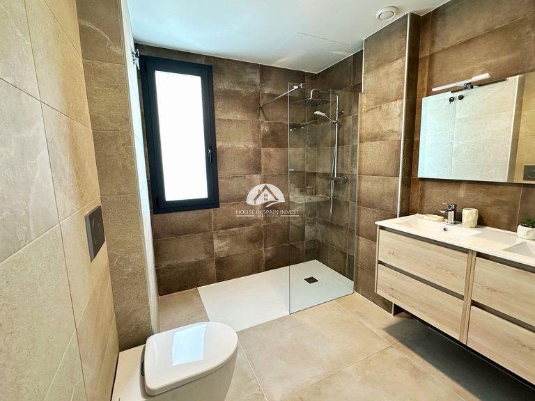 Villa for Sale in Dolores Dolores, Alicante 24