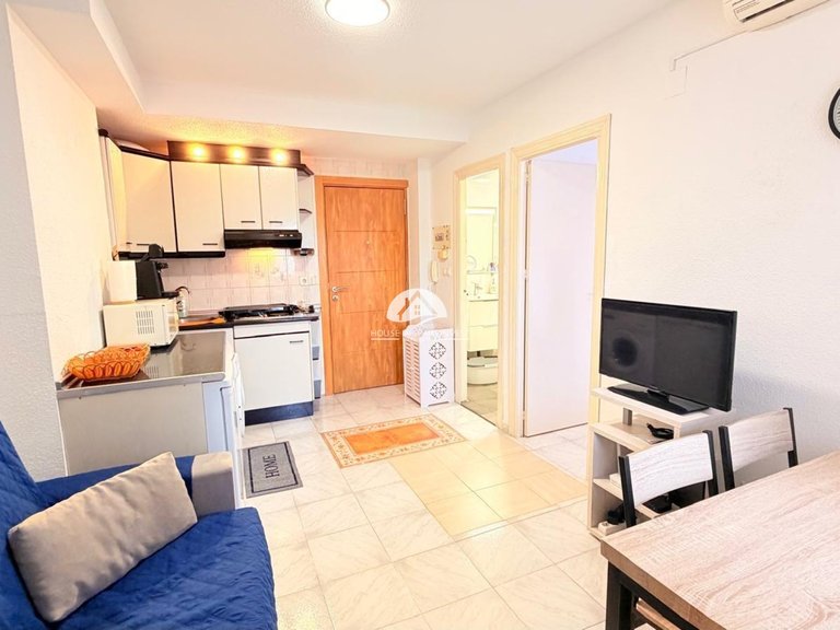 Apartment for Sale in Centro Torrevieja, Alicante 2