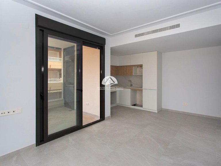 Apartment for Sale in Centro Torrevieja, Alicante 11