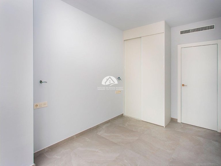 Apartment for Sale in Centro Torrevieja, Alicante 15